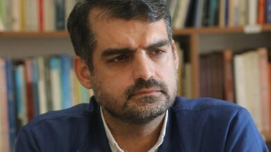 نماینده قم خواستار افزایش تفویض اختیارات به استانداران شد