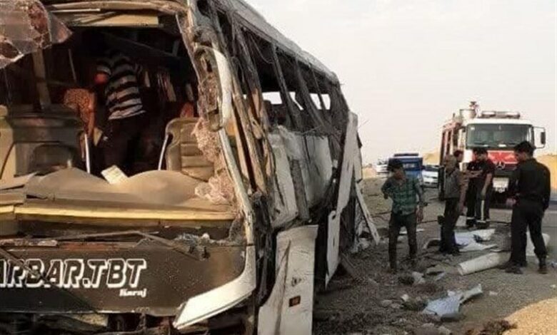 واژگونی اتوبوس اردبیل ـ مشهد با 60 مصدوم
