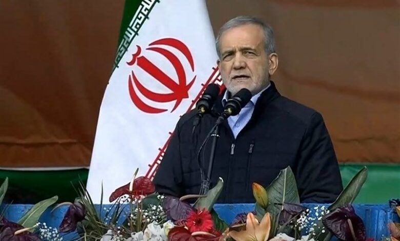 پزشکیان: وابسته به غرب نیستیم/ دنیا فقط آمریکا و اروپا نیست