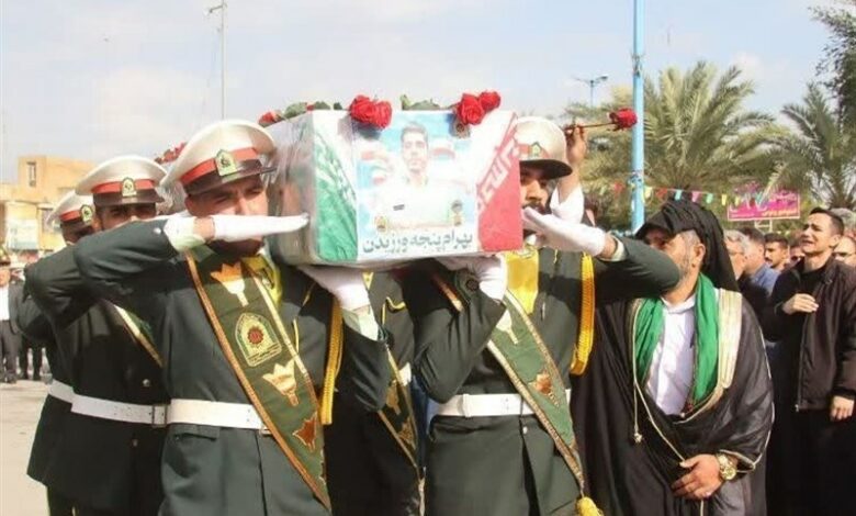 پیکر شهید مدافع امنیت در زادگاهش دزفول آرام گرفت