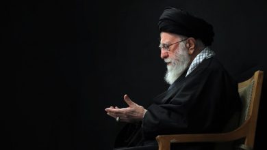 ومین شب از مراسم عزاداری حضرت فاطمةالزهرا سلام‌الله‌علیها شنبه، ۱ آذر ۱۴۰۴ با حضور رهبر انقلاب اسلامی