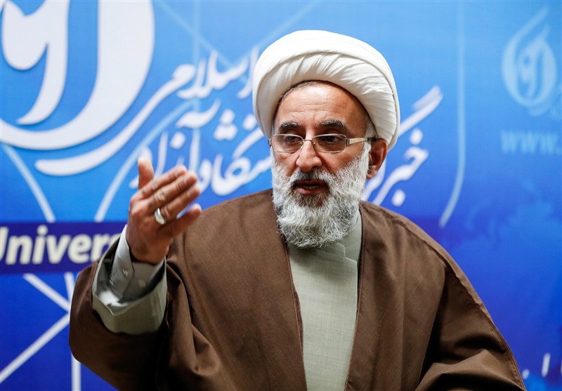 آیتالله ردایی: ولیفقیه در نظام اسلامی پاسدار و ضامن حقوق ملت است