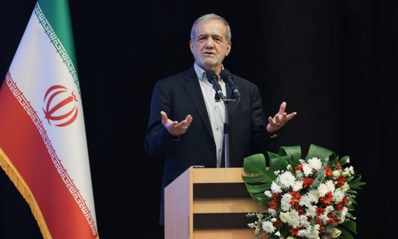 پزشکیان: طرح پزشک خانواده بسیاری از تجویزهای غیرضرور را مرتفع میکند / اخبار سیاسی روز , اخبار دولت