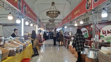 یلدای سرد ۱۴۰۴: کاهش ۵۰ درصدی فروش آجیل و شیرینی در پی گرانی / یلدا , آجیل , شیرینی , قیمت , رکود بازار