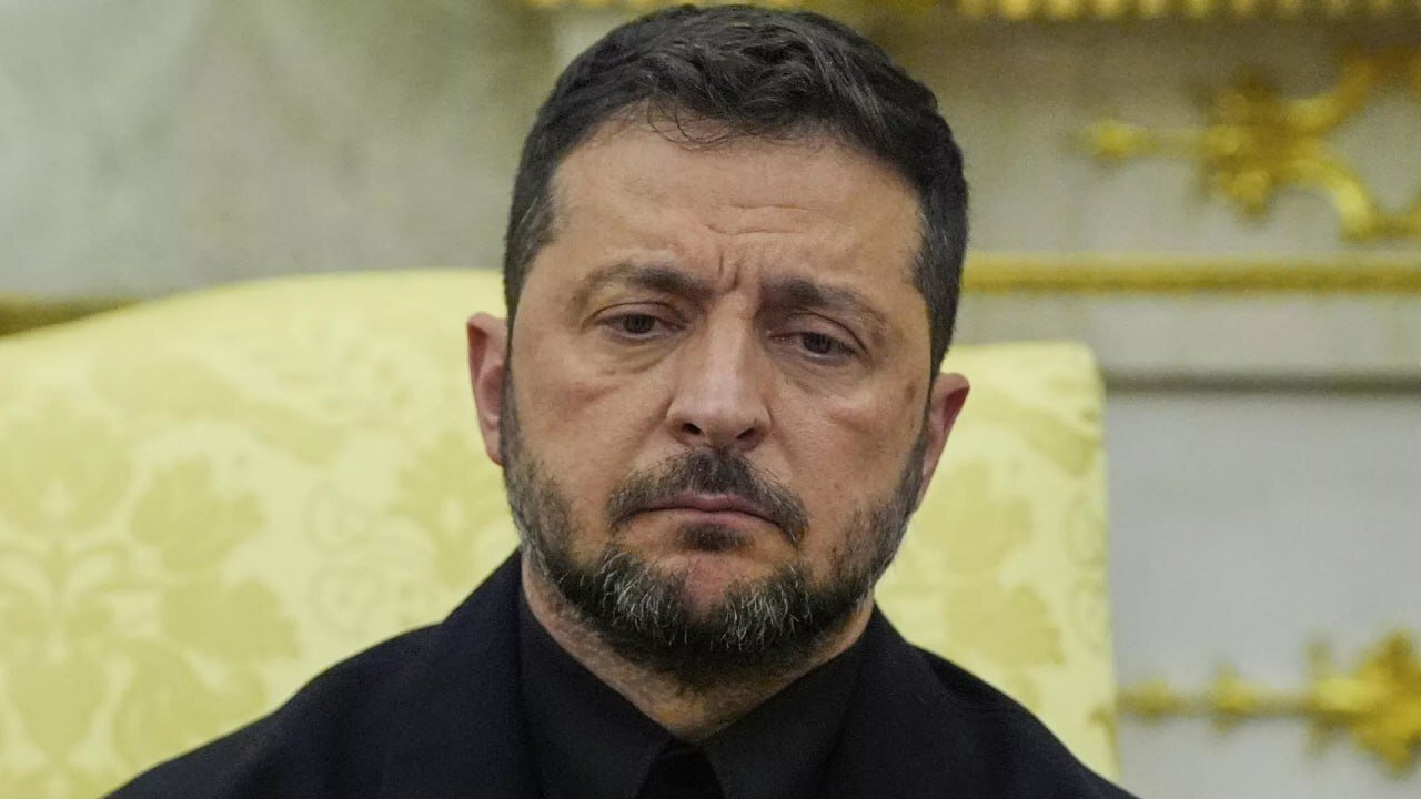زلنسکی: واگذاری اراضی اوکراین بدون همه‌پرسی مردمی غیرممکن است / اوکراین , روسیه , زلنسکی , همه‌پرسی , منطقه آزاد اقتصادی