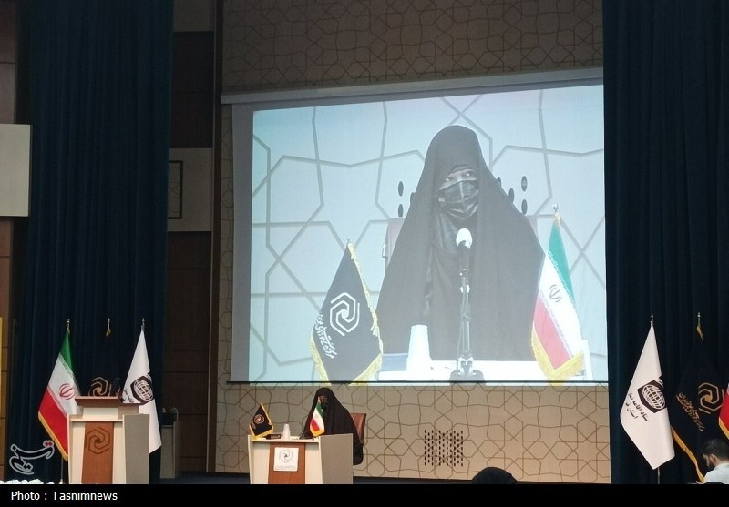 مادران در خط مقدم اقامه نماز فرزندان در عصر فناوریهای نوین / اخبار قم - اخبار استانها