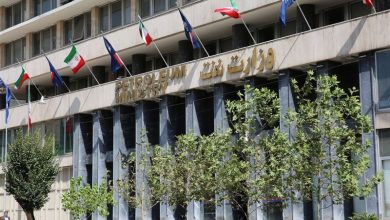 رسیدگی به عدم واریز کامل مابهالتفاوت خوراک نفت به خزانه / اخبار سیاسی روز , اخبار دولت