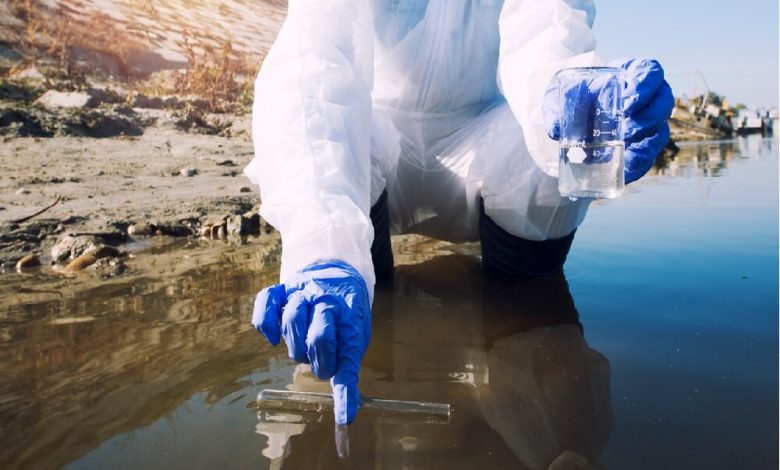 ساخت نانوسامانه برای حذف سموم گیاهی مقاوم از پساب / نانوسامانه , سموم گیاهی , تصفیه آب , فتوالکتروکاتالیست , پساب