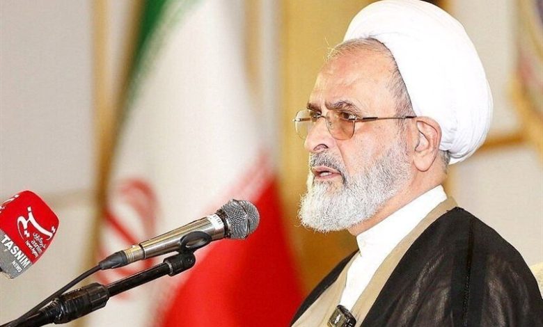 آیتالله یزدی(ره) مرد بزنگاههای تاریخی بود / اخبار قم - اخبار استانها