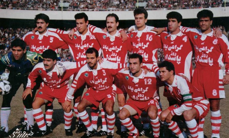 صعود پرسپولیس به صدر جدول جام آزادگان با پیروزی مقابل جنوب اهواز در سال ۱۳۷۴ / پرسپولیس , جام آزادگان , جنوب اهواز , مرتضی کرمانیمقدم , حسن شیرمحمدی