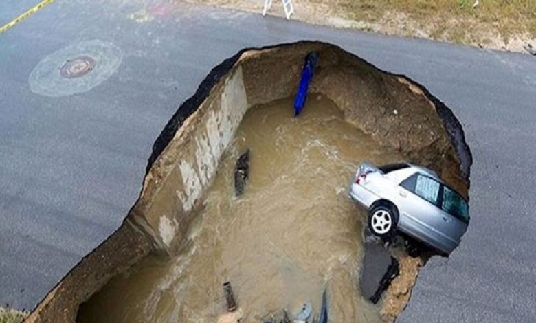 ایران در آستانه فاجعه: ۷۵۰ شهر درگیر فرونشست زمین / فرونشست زمین , بحران آب , مدیریت منابع آب , آثار تاریخی , آلودگی زیست محیطی
