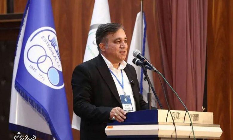 انتقاد از تاجرنیا به دلیل تمرکز بر رشتههای غیرفوتبال؛ استقلال قربانی توسعه زودهنگام؟ / استقلال , علی تاجرنیا , توسعه ورزشی , فوتبال ایران , انتقادات