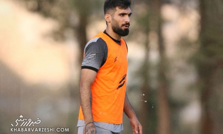 عذرخواهی عارف آقاسی از ساپینتو و بازگشت به تمرینات استقلال / عارف آقاسی , استقلال , ریکاردو ساپینتو , تمرین استقلال , لیگ قهرمانان آسیا