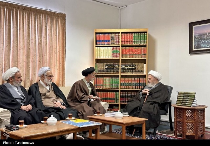 آیتالله سبحانی: اعتکاف مسیر بازگشت انسان به معنویت و فطرت الهی است / اخبار قم - اخبار استانها