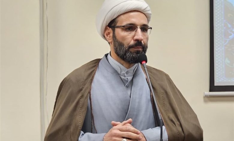 اعتکاف باید به خودسازی و تربیت جوانان منجر شود / اخبار کردستان - اخبار استانها