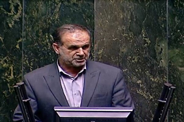 نماینده نور خواستار تدوین بودجه بر اساس تورم ۵۰ درصدی شد / بودجه , تورم , مجلس شورای اسلامی , اقتصاد , عبدالوحید فیاضی