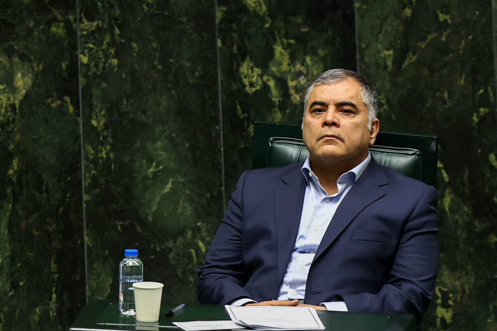 پاک‌نژاد: درآمدهای نفتی بودجه ۱۴۰۵ واقع‌بینانه و قابل تحقق است / درآمد نفتی , بودجه ۱۴۰۵ , معیشت مردم , محسن پاک‌نژاد , لایحه بودجه