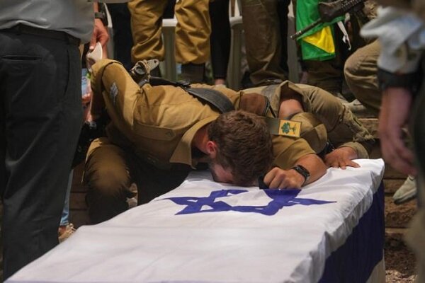 خودکشی افسر اسرائیلی شرکت‌کننده در جنگ غزه به دلیل مشکلات روانی / خودکشی , افسر اسرائیلی , جنگ غزه , مشکلات روانی , طوفان الاقصی