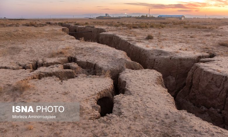پمپاژ آب، تهدیدی خاموش برای گسل شمال تهران: ارتباط فرونشست زمین با زلزله / پمپاژ آب , گسل شمال تهران , فرونشست زمین , زلزله , لرزه‌خیزی