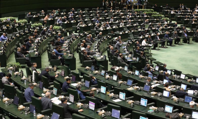 بررسی لایحه احکام مورد نیاز بودجههای سنواتی در مجلس / مجلس , بودجه , لایحه , قالیباف , کمیسیون برنامه