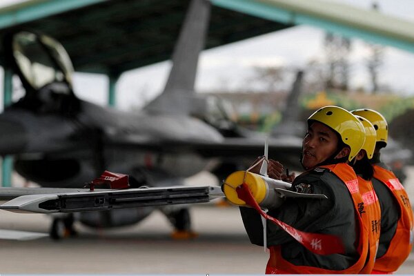 دولت ترامپ فروش ۱۱ میلیارد دلاری سلاح به تایوان را آغاز کرد / آمریکا , تایوان , فروش سلاح , دونالد ترامپ , روابط نظامی