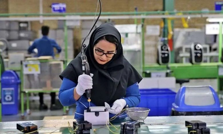 رشد چشمگیر تحصیلات زنان؛ فرصتی برای ارتقای جایگاه شغلی / مشارکت زنان , اشتغال زنان , اقتصاد دانشبنیان , تحصیلات عالی , توسعه شغلی