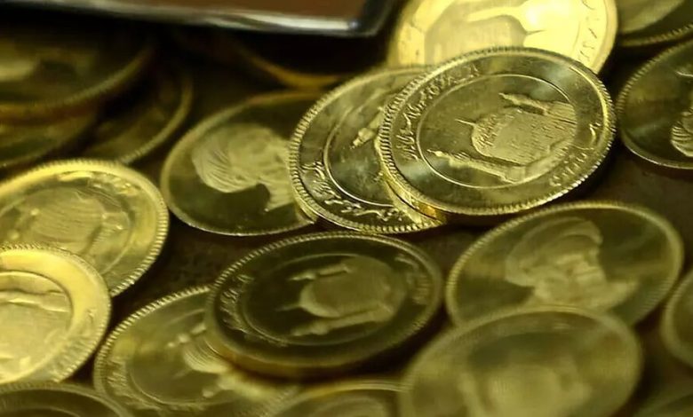 حراج سکه در مرکز مبادله ارز و طلا تا پایان سال ادامه دارد / حراج سکه , بانک مرکزی , مرکز مبادله ارز و طلا , تنظیم بازار , پیش فروش