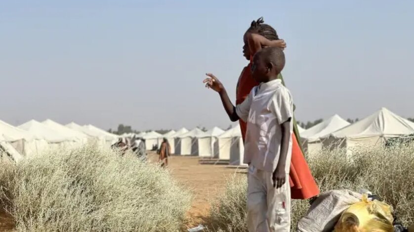 تراژدی فاشر: آوارگی صدها کودک سودانی در پی خشونت‌های گسترده / سودان , فاشر , آوارگان , کودکان , حقوق بشر