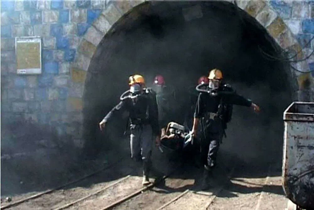 مدیرعامل شرکت معدنجوی طبس از وقوع حادثه معدن عذرخواهی کرد / معدن طبس , حادثه معدن , مدیرعامل معدنجوی , عذرخواهی , کارگران