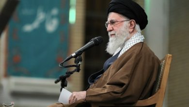 رهبر انقلاب: جوانان ما جوانان خوبی هستند؛ لزوم تبیین هنرمندانه ارزشهای دفاع مقدس برای آنان / اخبار سیاسی روز , اخبار سیاست داخلی