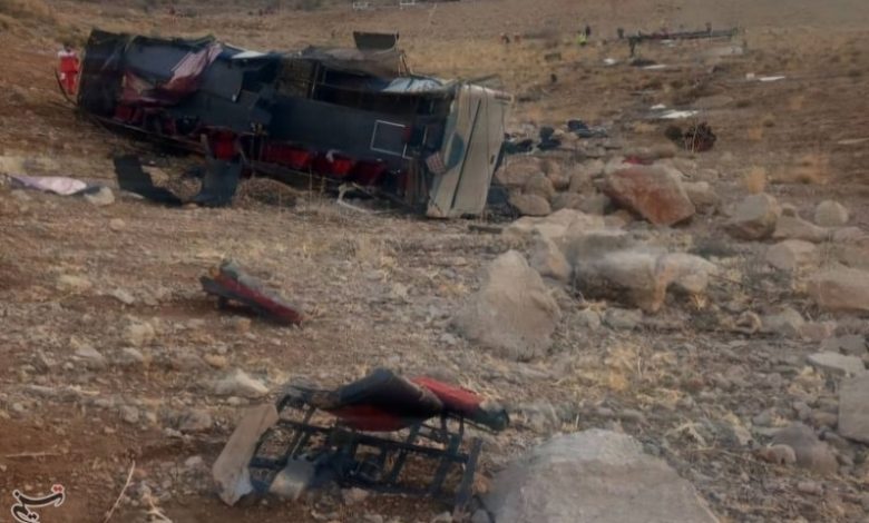 واژگونی اتوبوس در محور یاسوج ـ سمیرم با سه کشته / اخبار کهگیلویه و بویراحمد - اخبار استانها