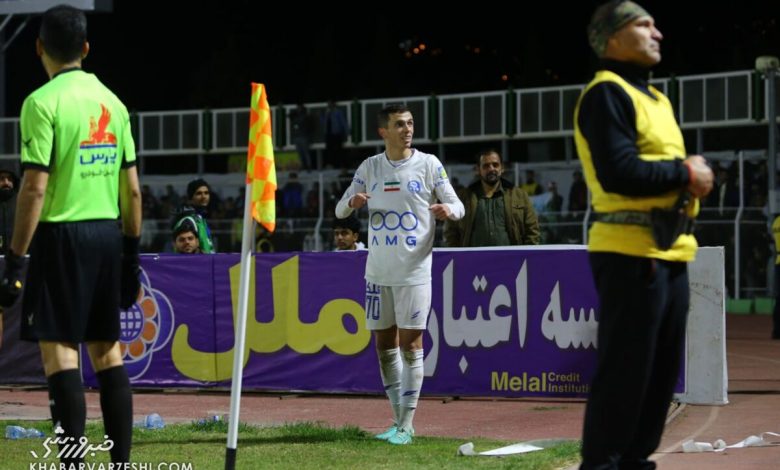 خوشحالی یاسر آسانی از شکست پرسپولیس؛ واکنش ستاره آلبانیایی استقلال به حذف سرخپوشان / یاسر آسانی , استقلال , پرسپولیس , جام حذفی , کریخوانی