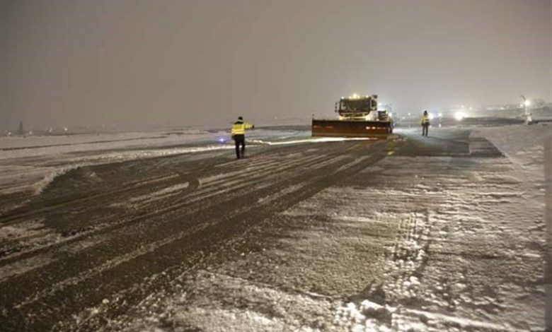بارش برف و مهگرفتگی در محورهای کوهستانی گلستان/ عملیات برفروبی و نمکپاشی ادامه دارد / اخبار گلستان - اخبار استانها