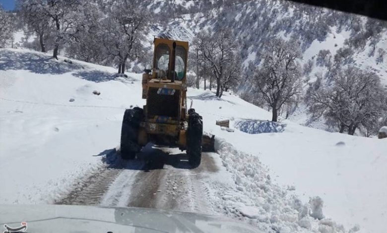 انجام بیش از 2000 کیلومتر باند عملیات برفروبی در محورهای مواصلاتی کرمانشاه / اخبار کرمانشاه - اخبار استانها