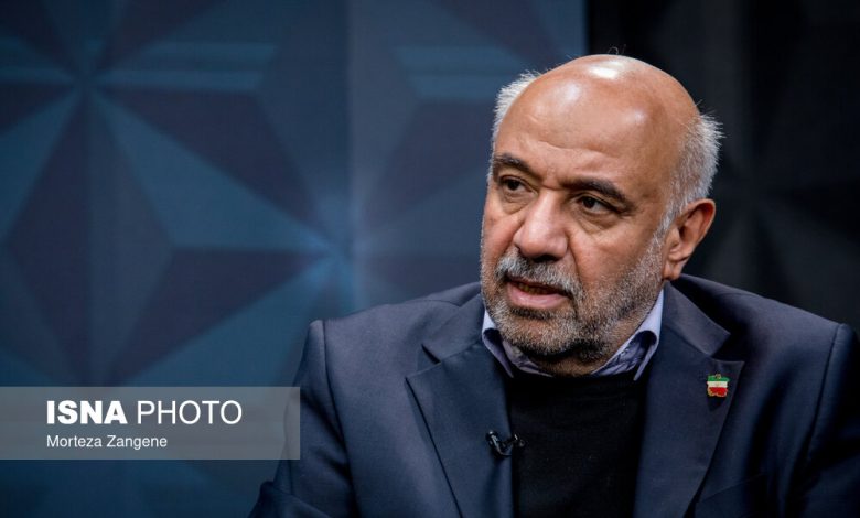 وزیر کار از بررسی افزایش حقوق کارگران در نشست ۸ دی خبر داد / وزیر کار , افزایش حقوق , دستمزد کارگران , شورای عالی کار , سبد معیشت