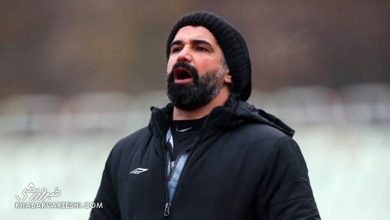 انتقاد تند پیروز قربانی از جواد خیابانی: او باید دهانش را ببندد! / پیروز قربانی , جواد خیابانی , فجرسپاسی , ملوان , انتقاد