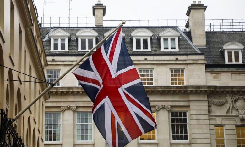 تعدیل نیرو در بانک مرکزی انگلیس؛ ریاضت اقتصادی در راه است؟ / بانک مرکزی انگلیس , تعدیل نیرو , ریاضت اقتصادی , گزارش برنانکی , بودجه