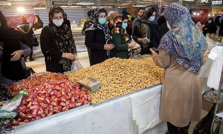 برپایی «نمایشگاه یلدای ایرانی» در کرمانشاه/ عرضه سوغات و هدایای سنتی استانها / اخبار کرمانشاه - اخبار استانها