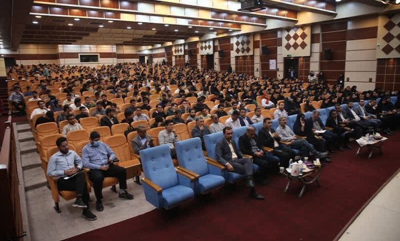 صنعت کشور به به تکنسینهای متخصص دانشگاهی نیاز دارد+تصویر / اخبار بوشهر - اخبار استانها