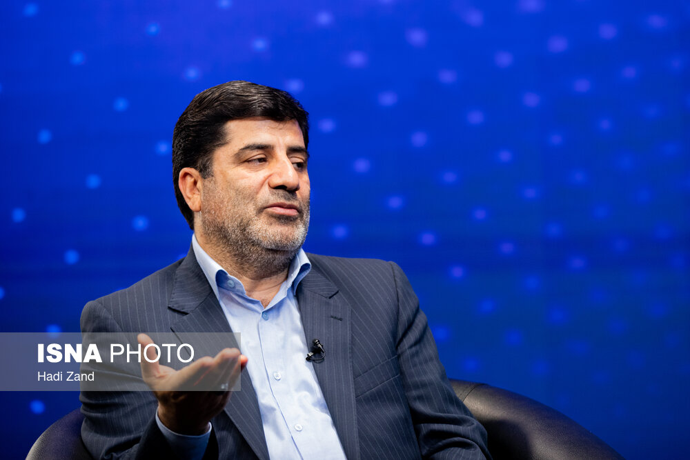 معاون وزیر جهاد کشاورزی: هیچ مشکلی در تأمین و توزیع نهاده‌های دامی وجود ندارد / نهاده‌های دامی , وزارت جهاد کشاورزی , بندر امام خمینی , تأمین نهاده , تولید طیور