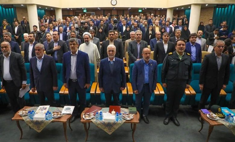 وزیر کشور: در دولت بر رفع مشکل بحران آب و آلودگی هوا تمرکز داریم / اخبار یزد - اخبار استانها