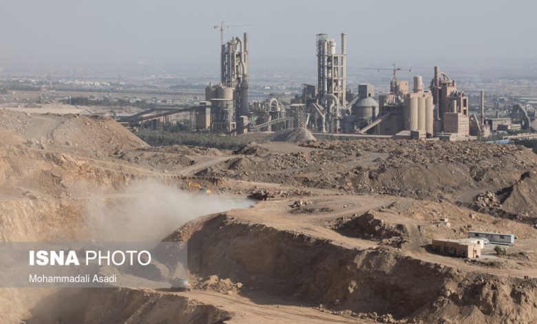 وعدههای دولت برای رفع محدودیت گاز صنایع محقق نشد؛ پناه به مازوت / صنعت سیمان , محدودیت گاز , مازوت , صنایع صادرات محور , تولید