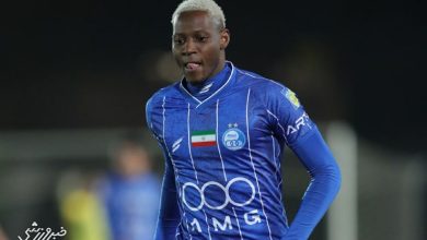 موسی جنپو در آستانه جدایی از استقلال؛ فیلم مستند از زندگی بازیکن ناموفق آبیپوش / موسی جنپو , استقلال تهران , نقل و انتقالات فوتبال , مستند ورزشی , لیگ برتر فوتبال ایران