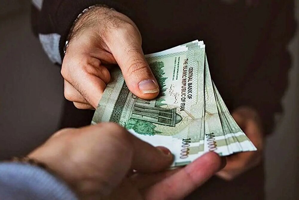کدام کارگران عیدی کامل میگیرند؟ / , , , ,