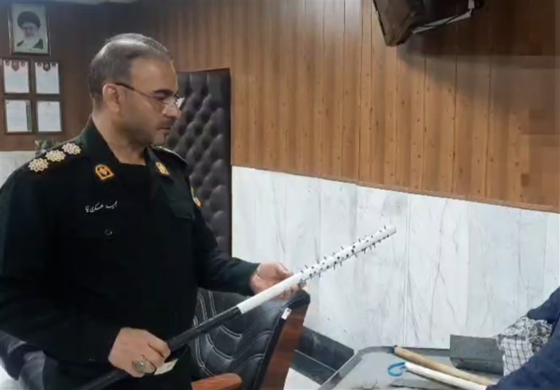 سازنده سلاح‌های سرد در اغتشاشات بهارستان زمین‌گیر شد+ فیلم / اخبار استان تهران - اخبار استانها