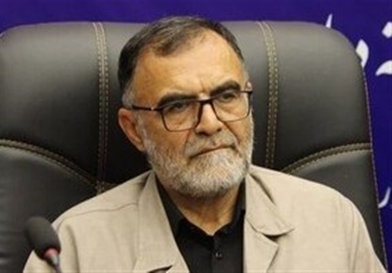 کاهش فاصله حقوقها با نسخه پلکانی مجلس؛ گامی تازه به سوی عدالت مزدی / اخبار سمنان - اخبار استانها