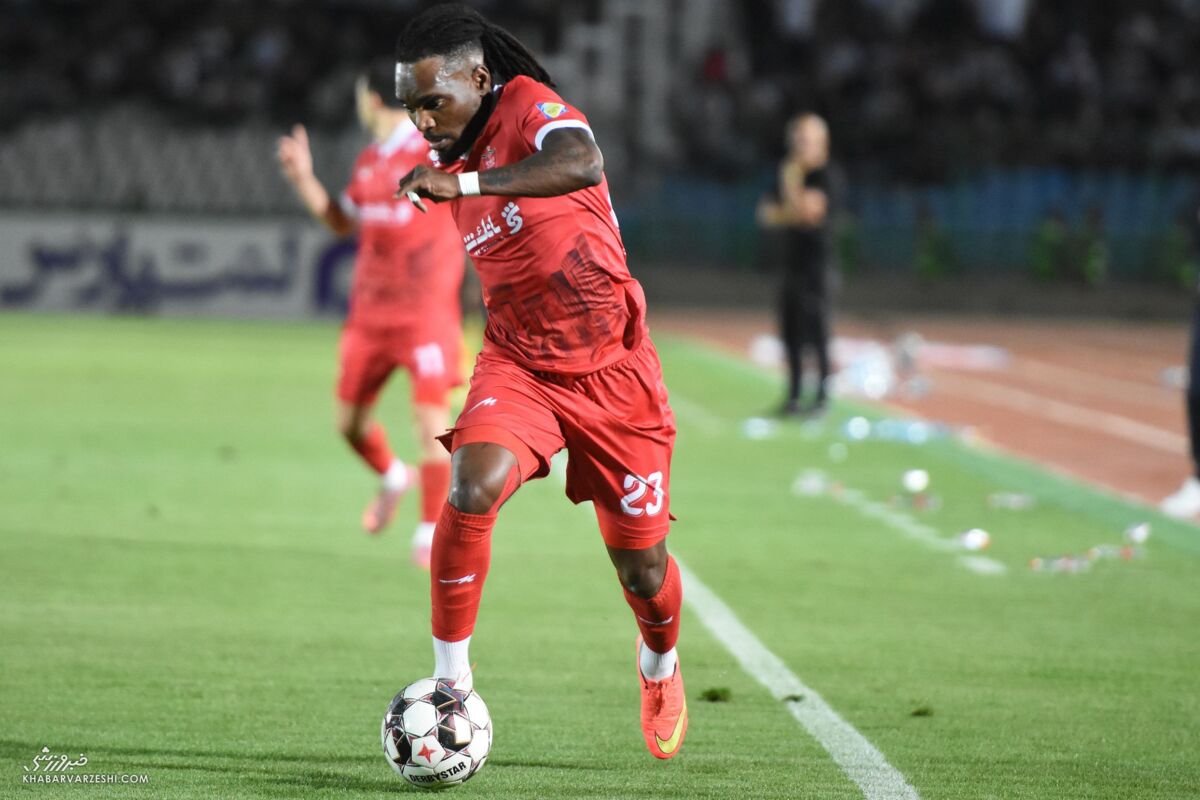 تیوی بیفوما شایعات جدایی از پرسپولیس را تکذیب کرد / پرسپولیس , تیوی بیفوما , لیگ برتر فوتبال ایران , اوسمار آپوئه , نقلوانتقالات فوتبال