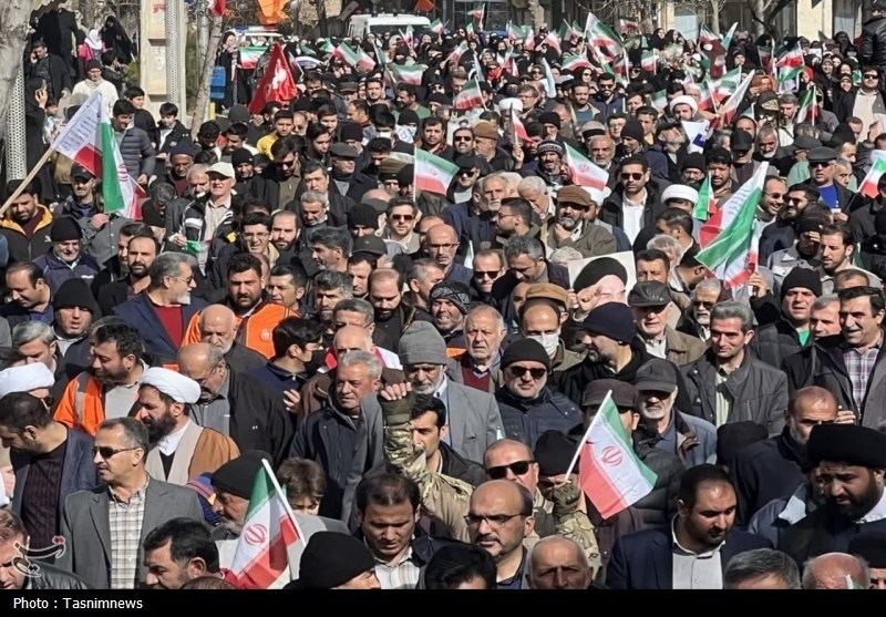 راهپیمایی باشکوه مردم انقلابی فیروزکوه در 22 بهمن / اخبار استان تهران - اخبار استانها