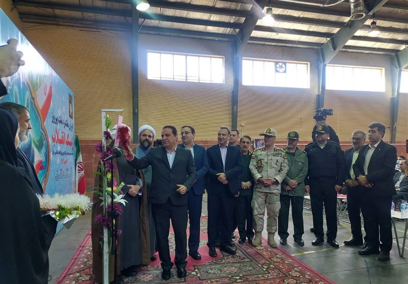 زنگ انقلاب در 1200 مدرسه ایلام طنین‌انداز شد / اخبار ایلام - اخبار استانها