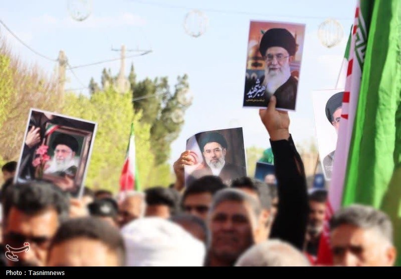 بیعت بسیجیان شیعه و سنی زاهدان با آیت‌الله سیدمجتبی خامنه‌ای+ فیلم / اخبار سیستان و بلوچستان - اخبار استانها